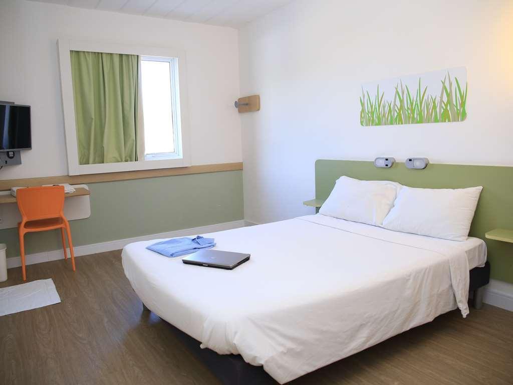 Ibis Budget Пирасикаба Екстериор снимка